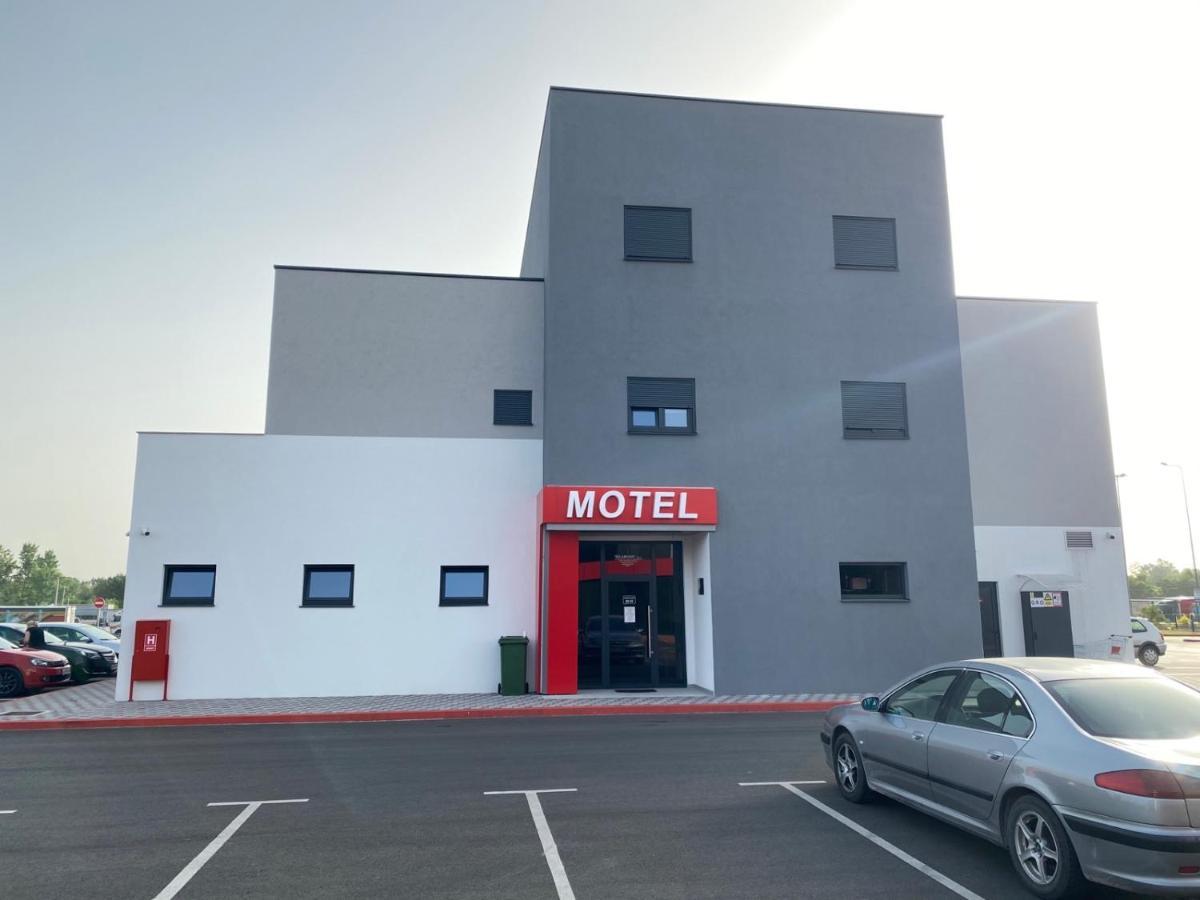 Belamionix Motel Bosanski Samac Luaran gambar
