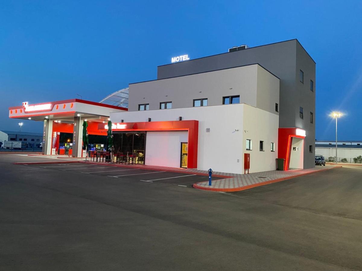 Belamionix Motel Bosanski Samac Luaran gambar